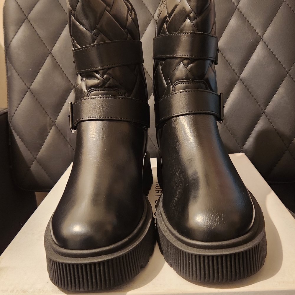 Kurt Geiger Kingston quilted boot